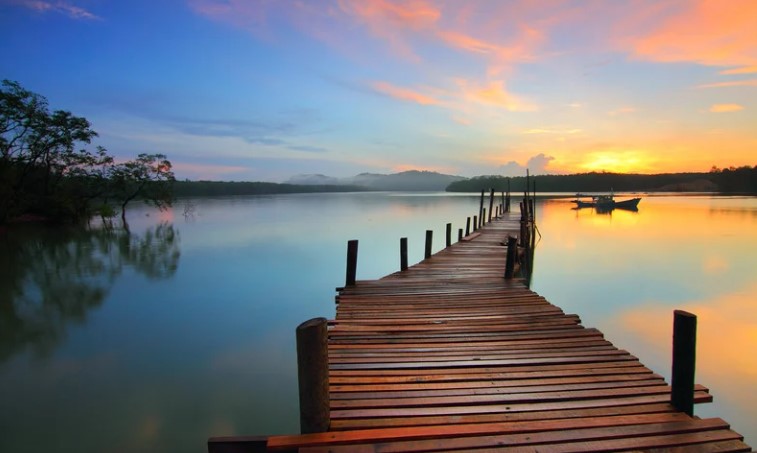 How Many Lakes Are in Manitoba - Top Lakes To Visit
