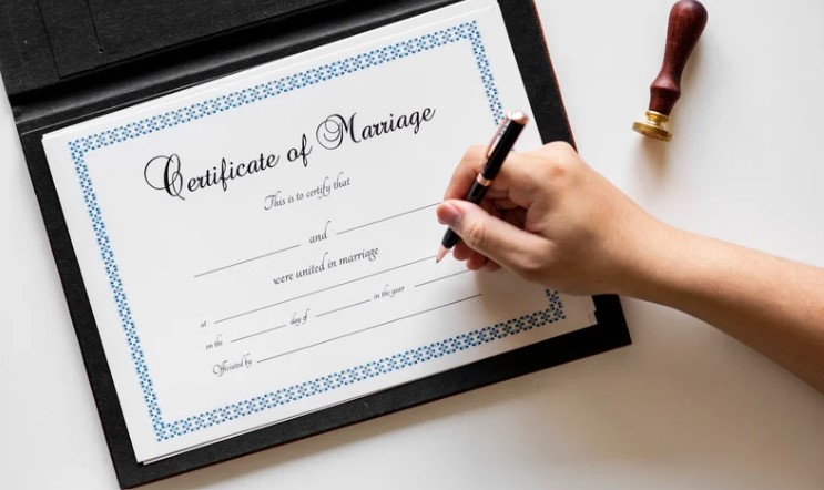 How to Apply and Get a Marriage Certificate in Ontario?