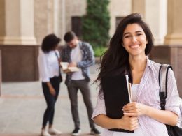 Top 10 Banks in British Columbia (BC) for Student Loans