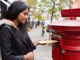 How Late Does Canada Post Take to Deliver?