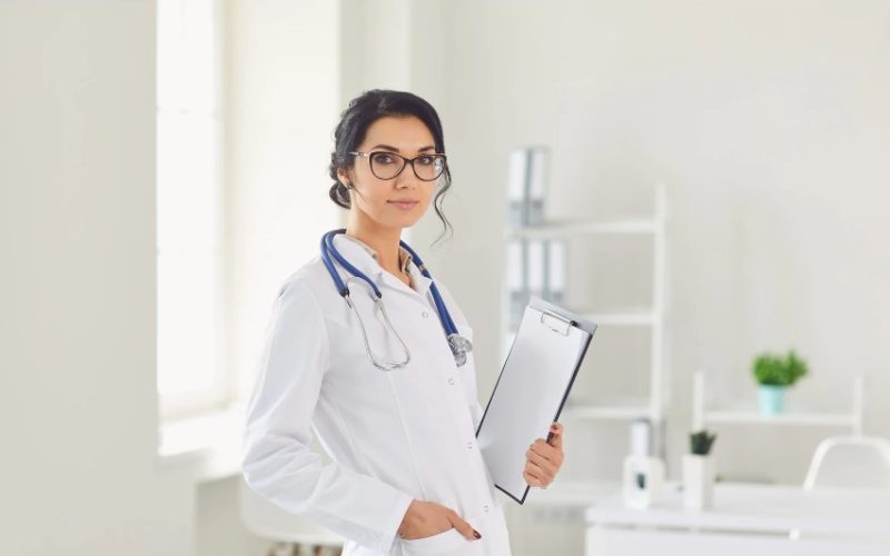 How Much Do Doctors Make in Canada? - A Complete Guide