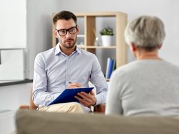 How to Become a Psychotherapist in Ontario? - A Comprehensive Guide