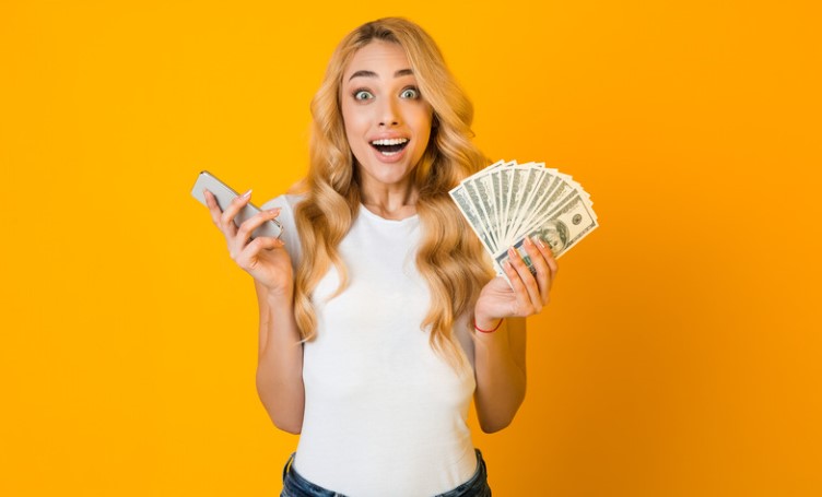 How to Make Money Online in Canada? - Easy Steps
