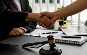 How Much Do Lawyers Make in Canada? - A Comprehensive Guide