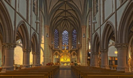 Visit St. Peter's Cathedral Basilica London