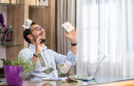 Online Side Hustles Canada - Opportunities for Remote Work