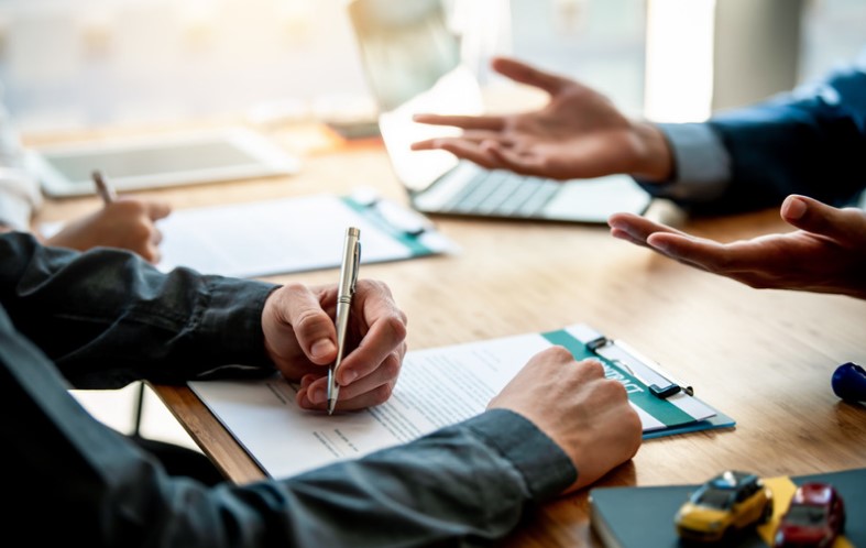 Are you Thinking of Selling a Business in Canada? - Navigating the Sale