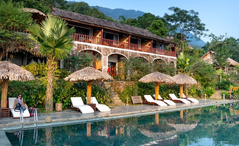 Best 10 Hotels With Waterslides in Canada