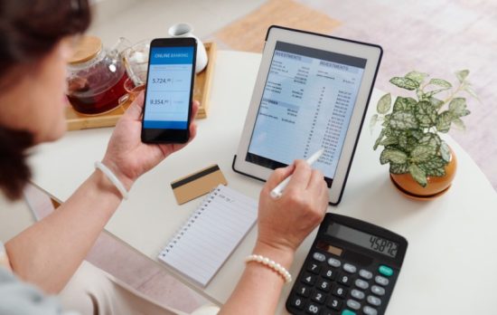  how to buy stocks in canada 