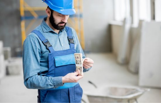 How Does the Minimum Wage Affect Montrealers