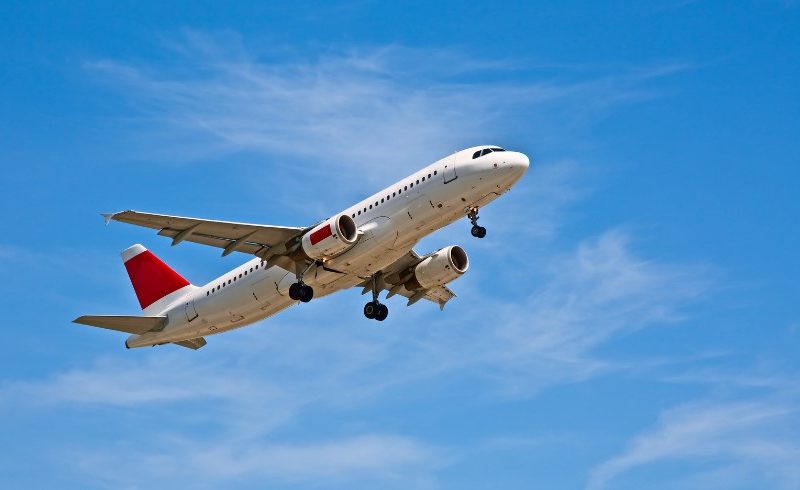 The 8 Best Canada Low Cost Airlines