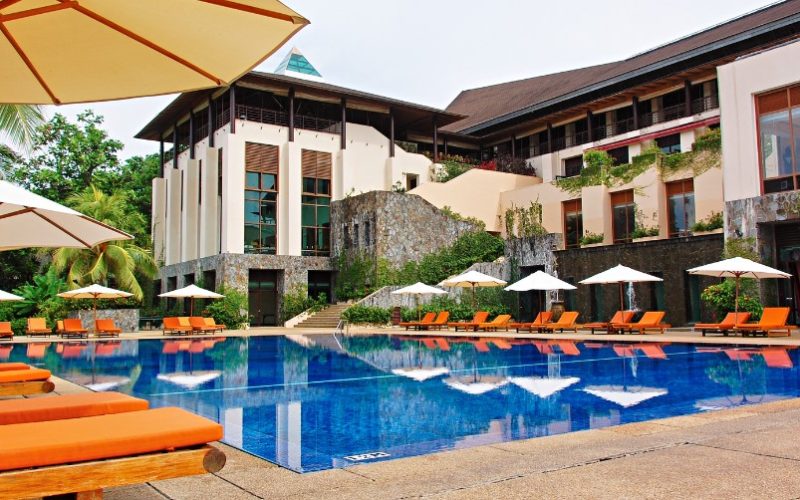 Top 10 Halifax Hotels With Pools