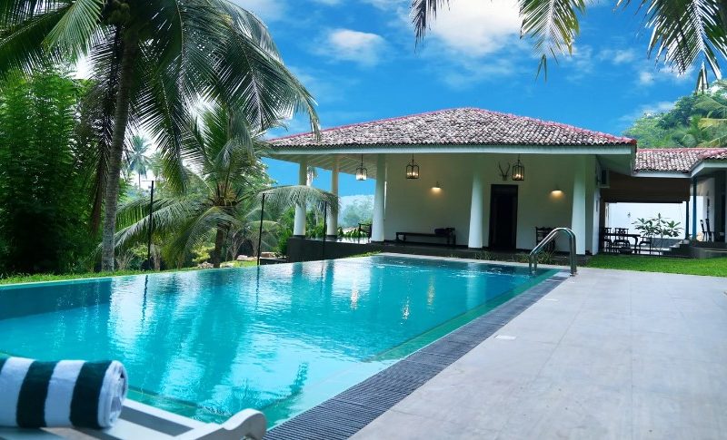 Top 10 Toronto Hotels With Pools