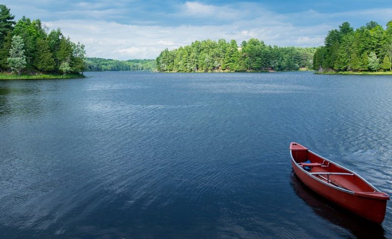 Top 10 Western Lakes in Canada
