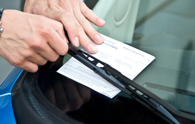 How to Pay Montreal Parking Ticket Online, In Person, or by Mail?