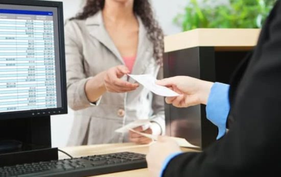 What is a Bank Draft in Canada and How Does It Work?