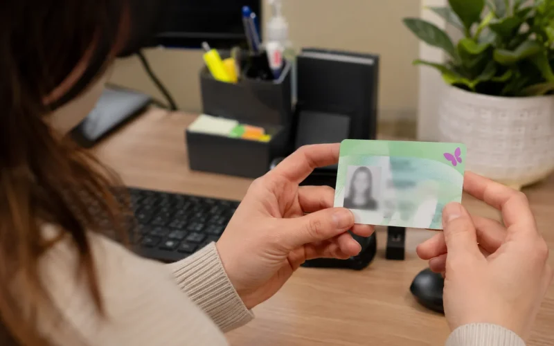 change address ontario health card
