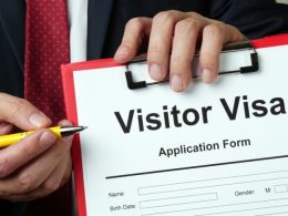 How to Extend a Visitor Visa in Canada?