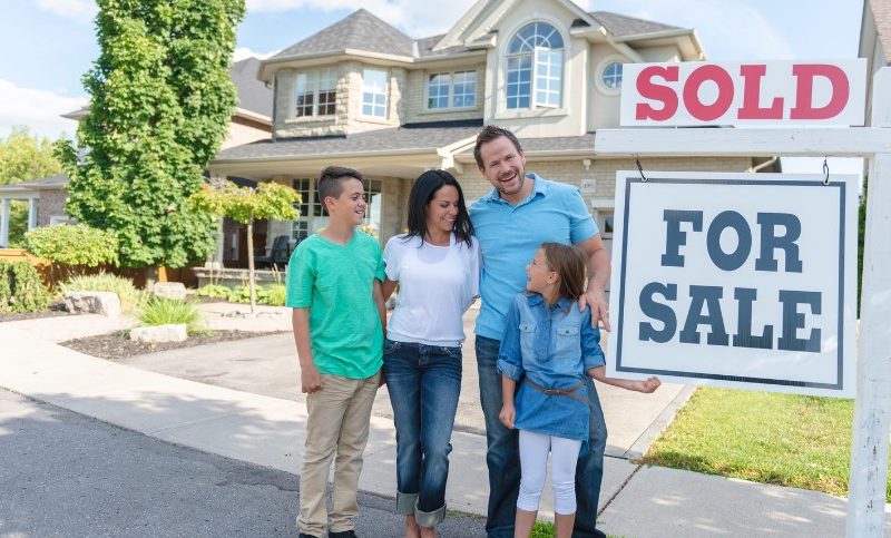 What Does the House Buying Process Entail in Canada?