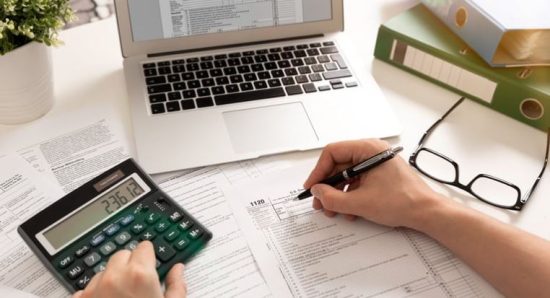 How Can Tradespeople File for the Labour Mobility Deduction?