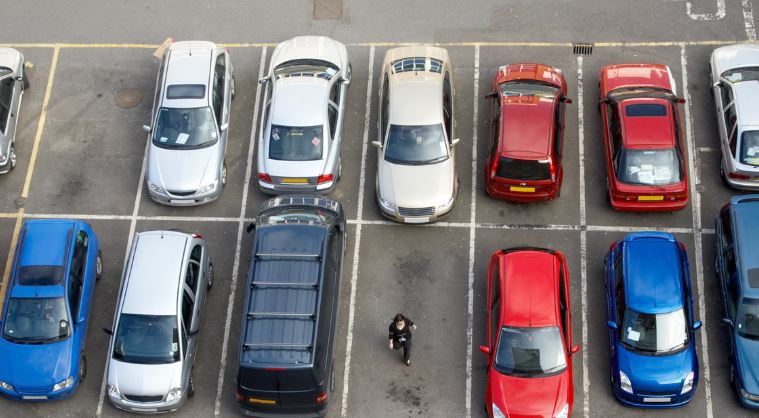 How to Reverse Into a Parking Spot?